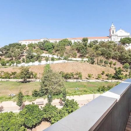 Flh Mouraria Art Apartment With Pool Lisboa Exterior foto