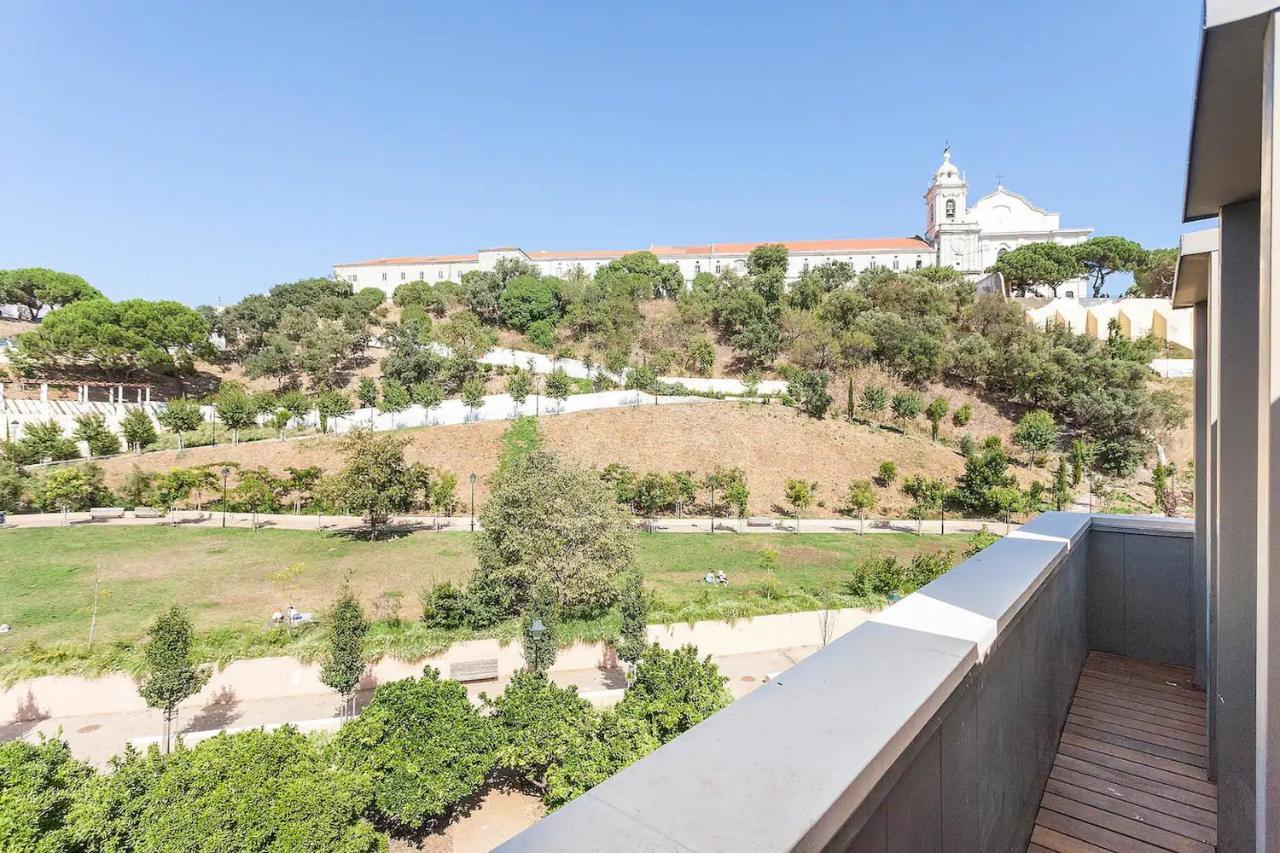 Flh Mouraria Art Apartment With Pool Lisboa Exterior foto